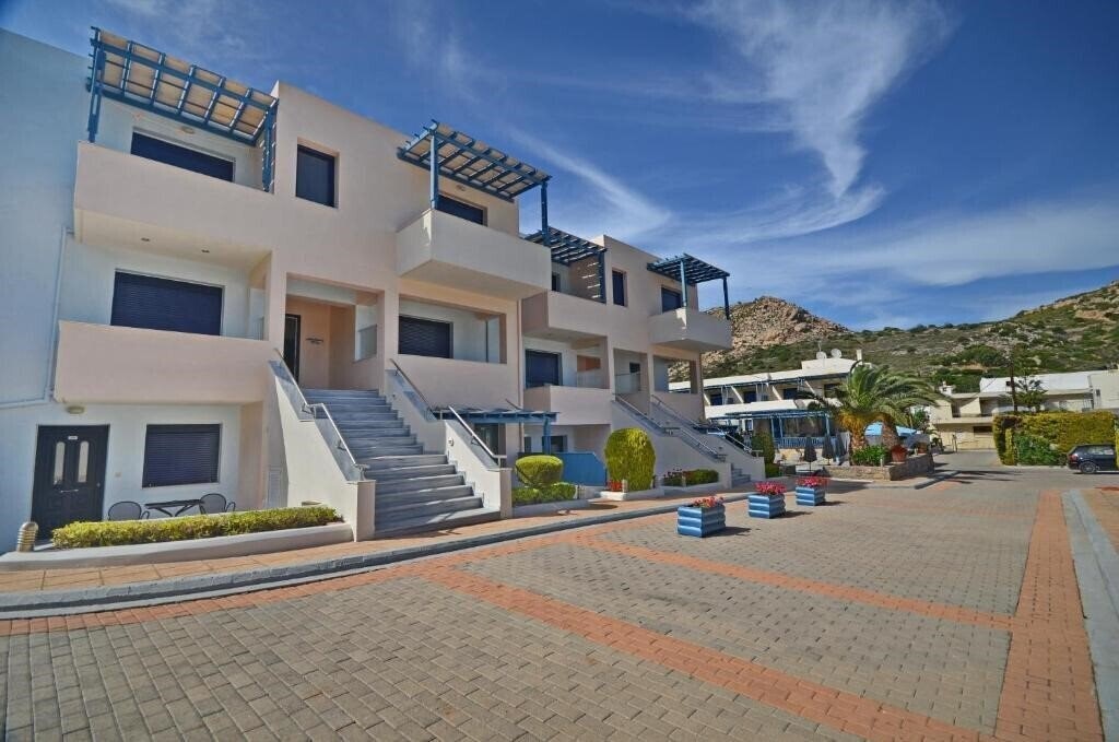Картинка Emporios Bay Hotel 3*