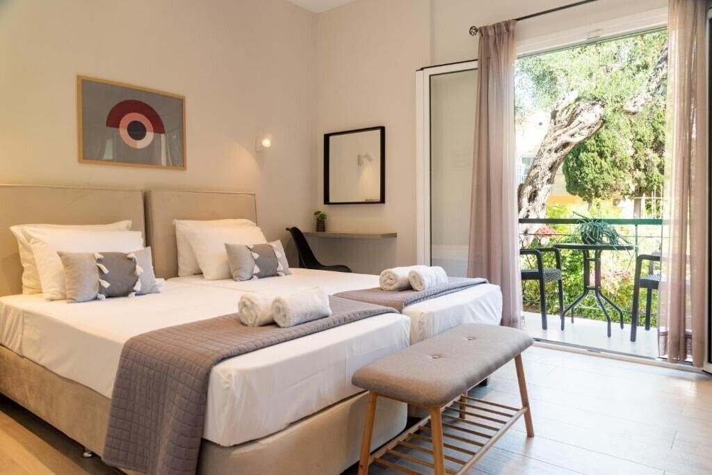 Готель Maria Olga & Annex Studios 2*