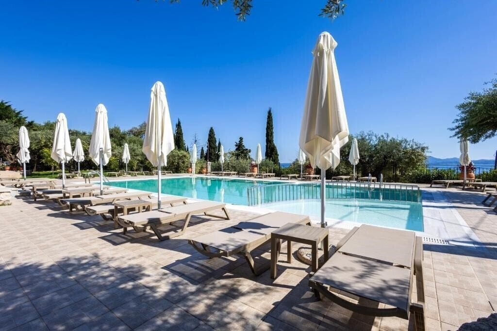 Картинка Crystal Blue Apts 3*