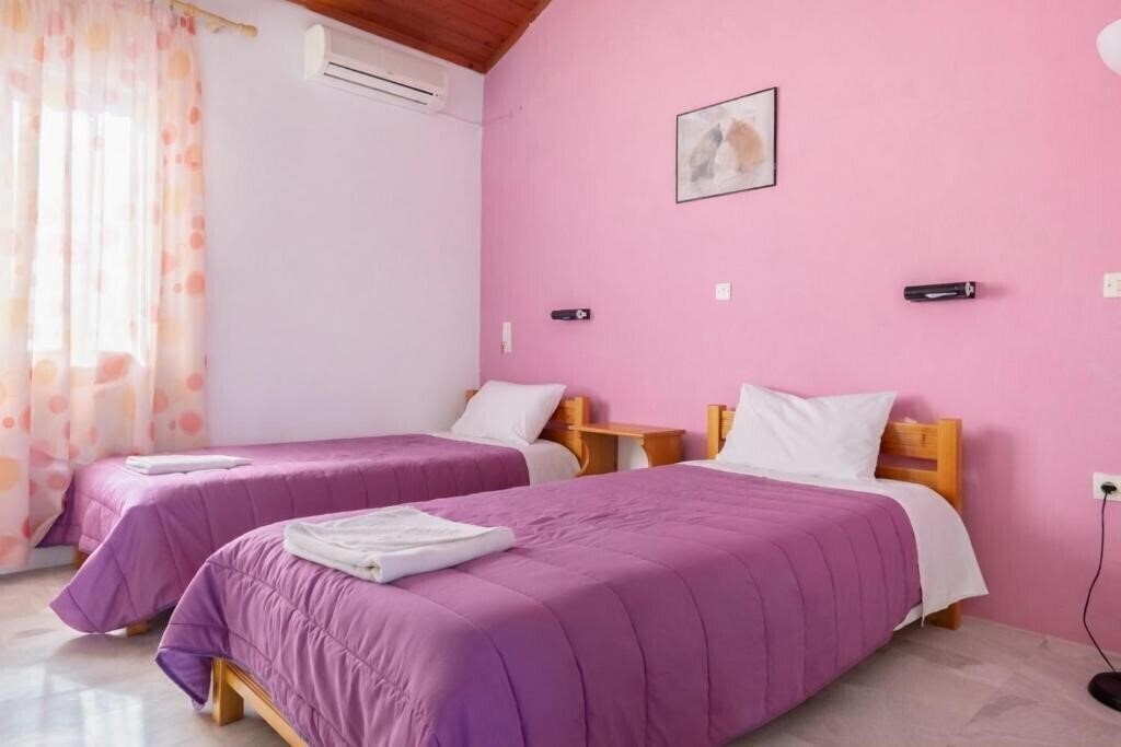Фото Alexandra Apartments Resort 3*