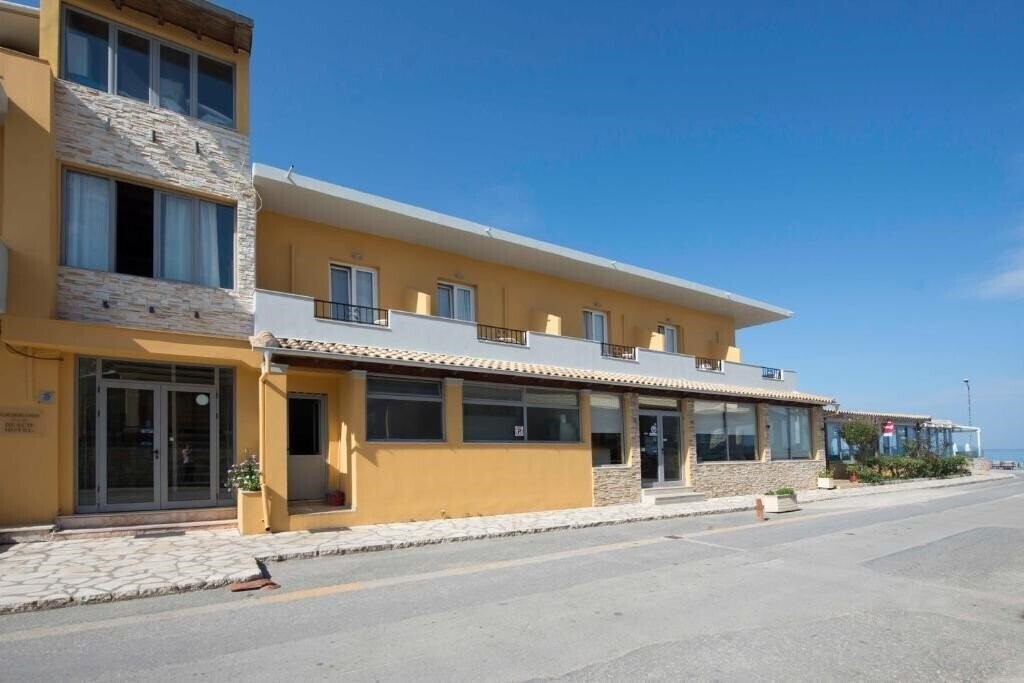 Фотографія Kormoranos Hotel 1*