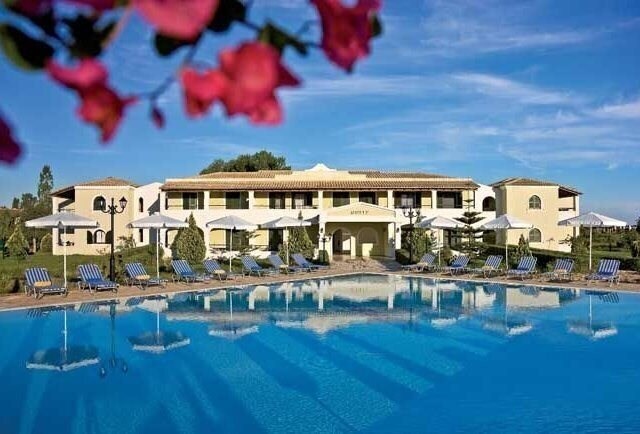 Готель Nostos Mare Hotel 3*