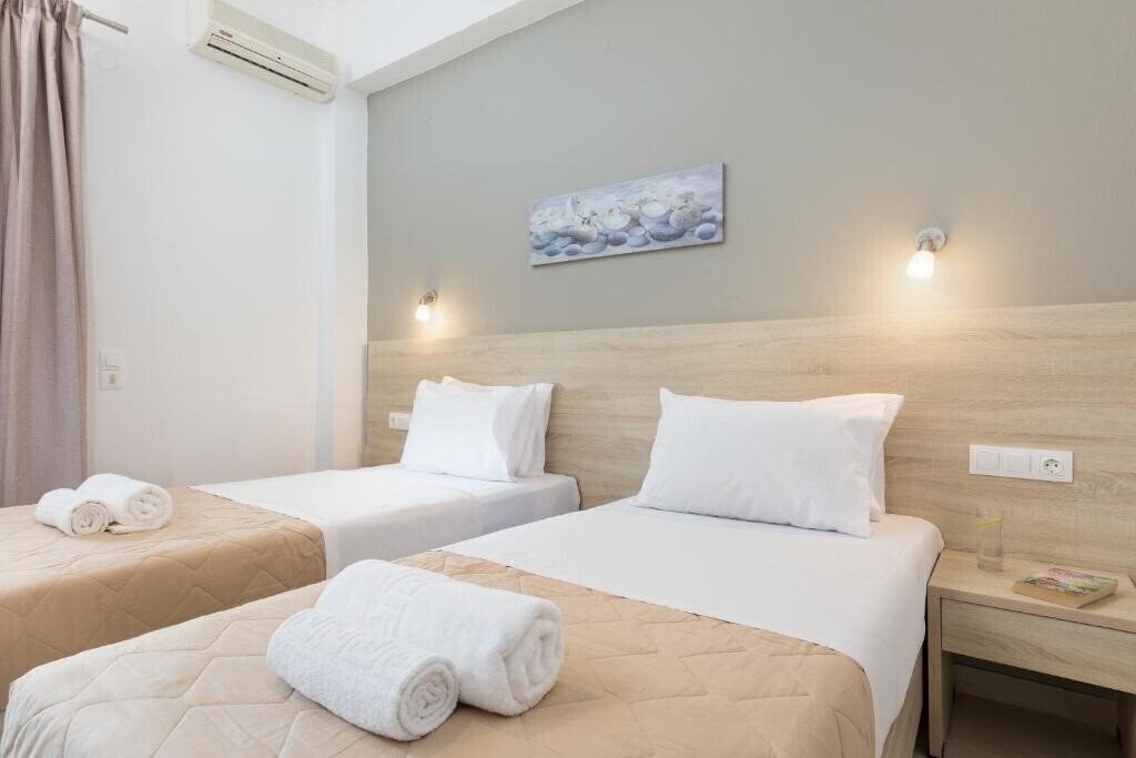 Готель Lefkimi Hotel 2*