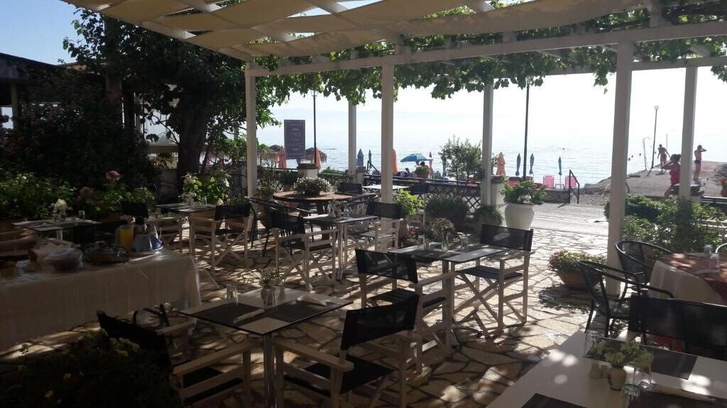 Фотография Eros Beach Hotel 1*