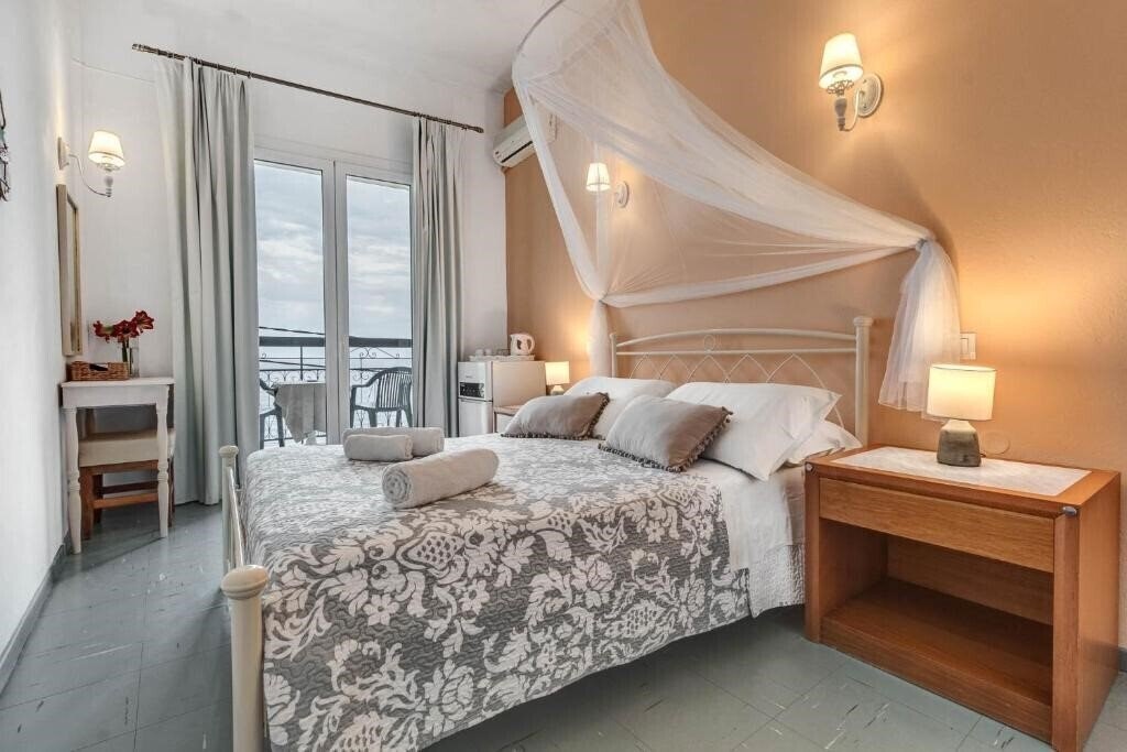 Картинка Eros Beach Hotel 1*