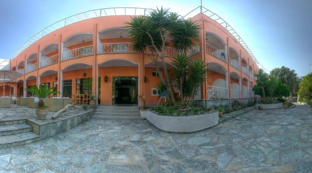 Отель Benitses Arches Hotel 2*