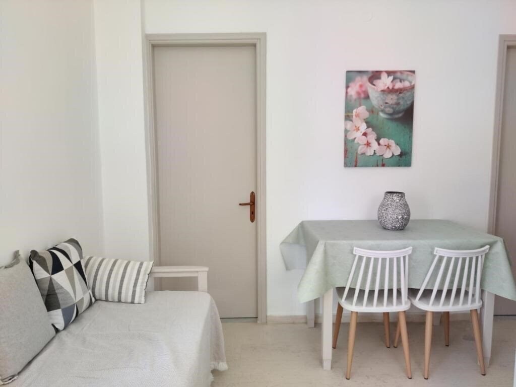 Фотографія Yanna'S Apts апартаменты