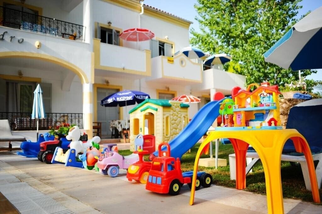 Зображення Marylin Apts 3*