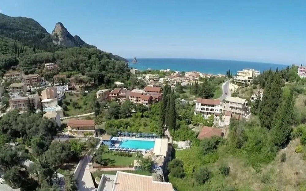 Фотографія Irene Apartments Agios Gordios 3*