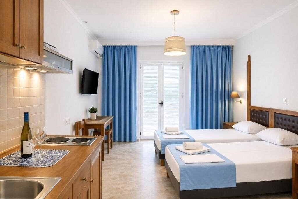 Готель Irene Apartments Agios Gordios 3*