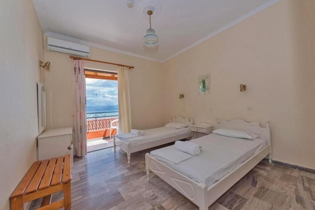 Фотографія Seafront Apts 1*