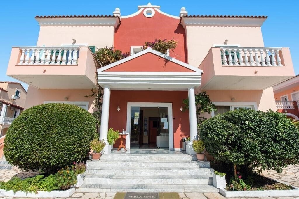 Готель Eriva Apart Hotel Aparthotel 2 апартаменты