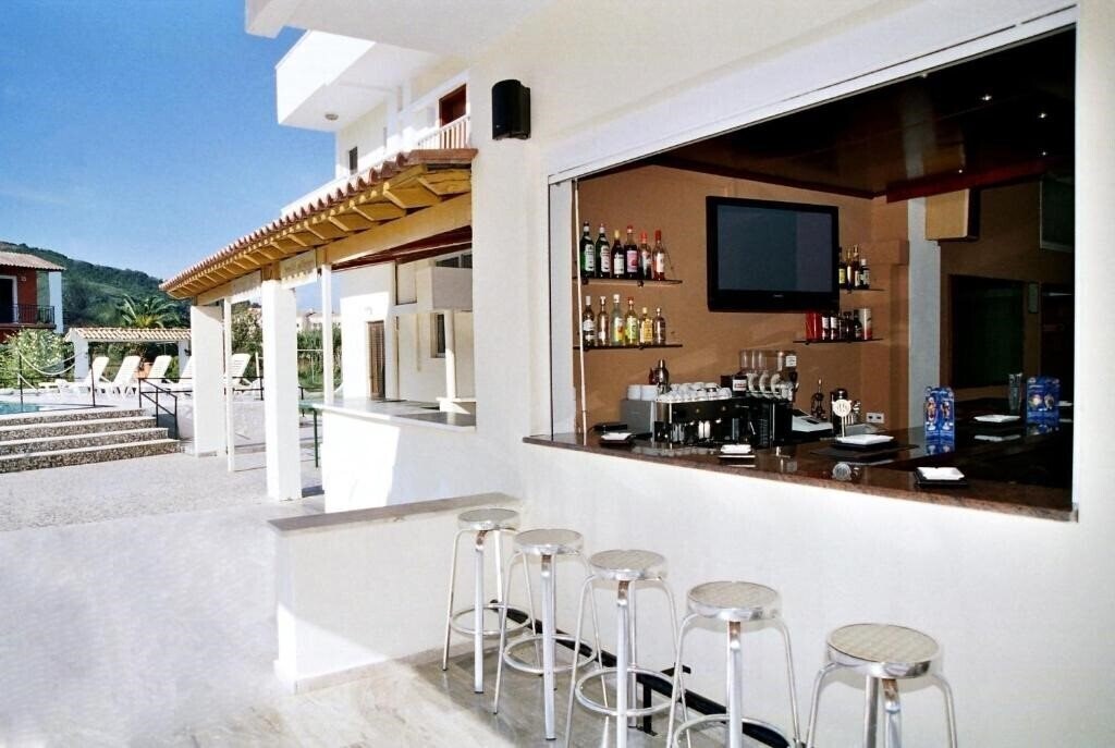 Изображение Prassino Nissi Hotel 2*