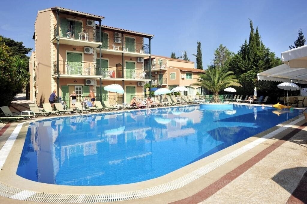 Готель Philippos Hotel 3*