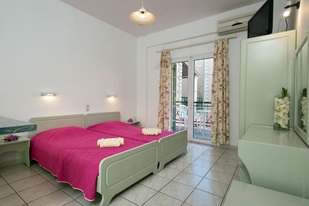 Фотографія Philippos Hotel 3*