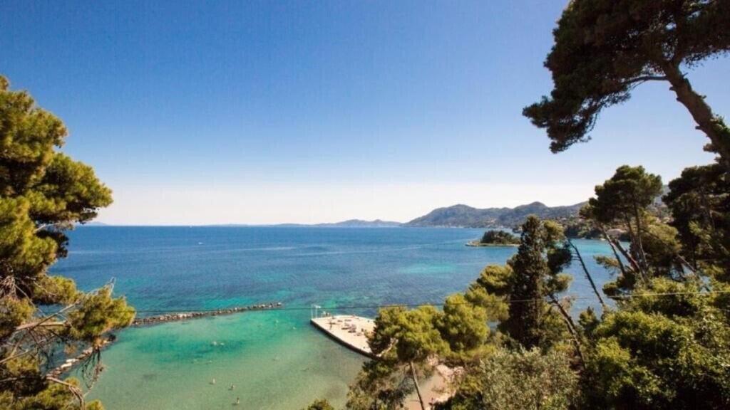 Картинка Corfu Holiday Palace (ex. Aquis Corfu Holiday Palace) 5*