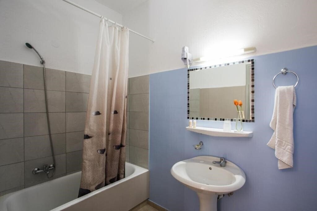 Фотографія Silver Bay Hotel 3*