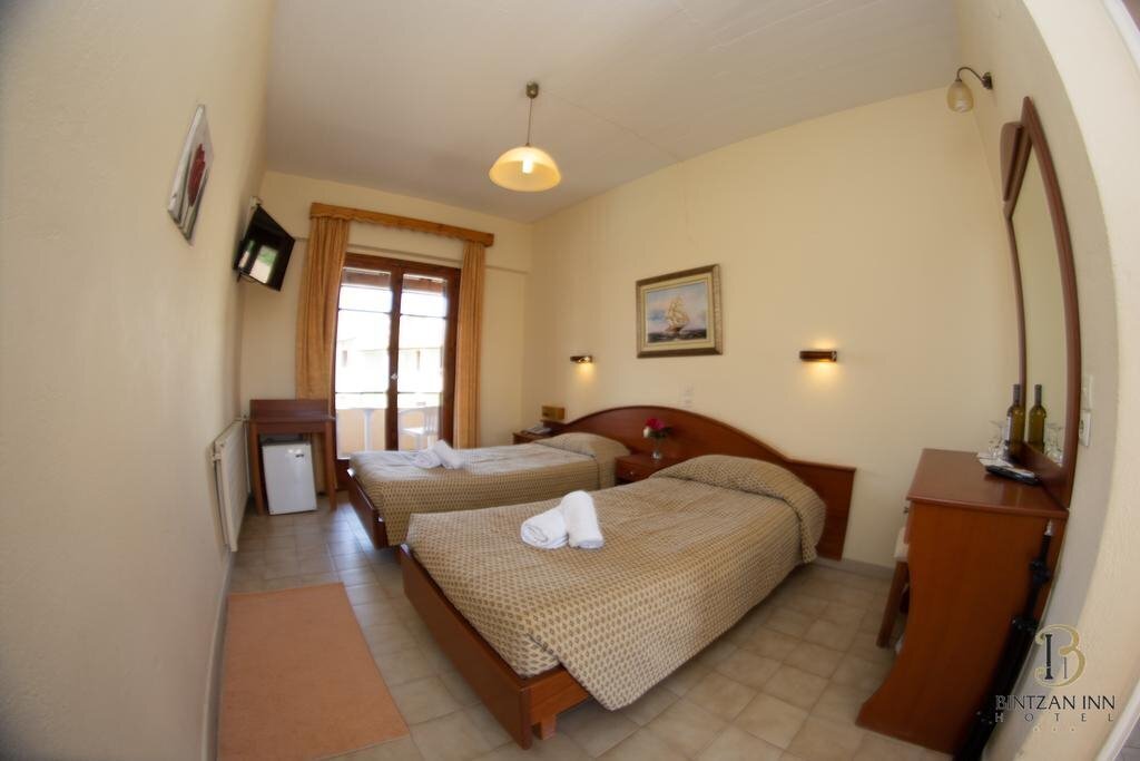 Фотографія Bintzan Inn 3*