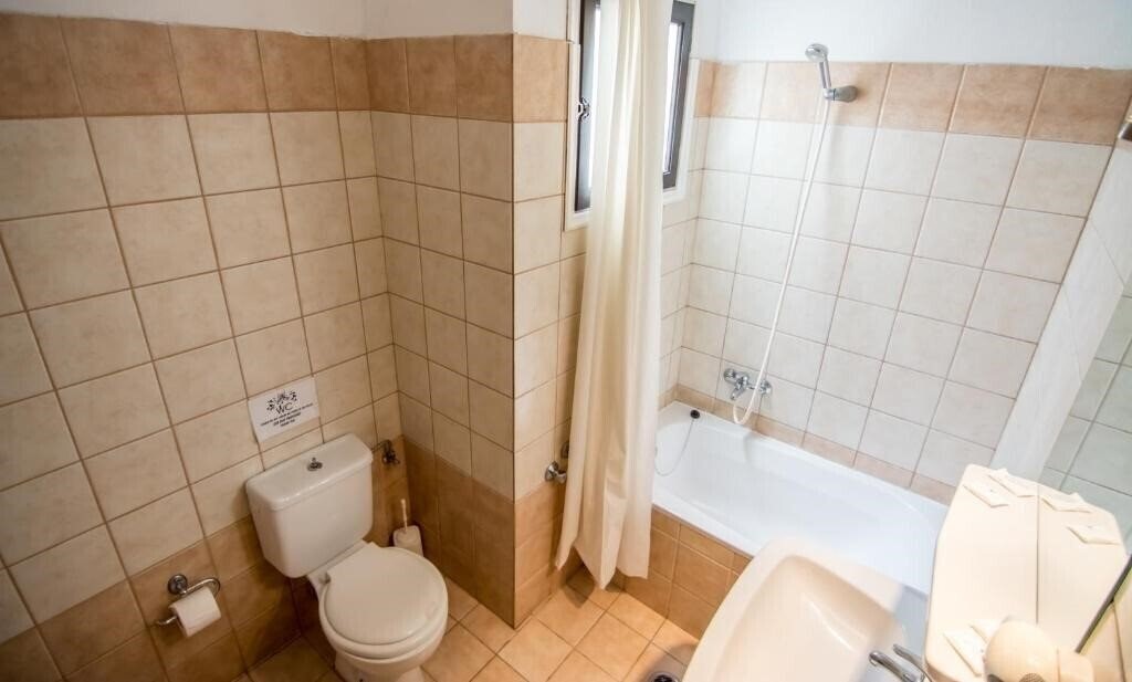 Фотография Annaliza Apartments 3*