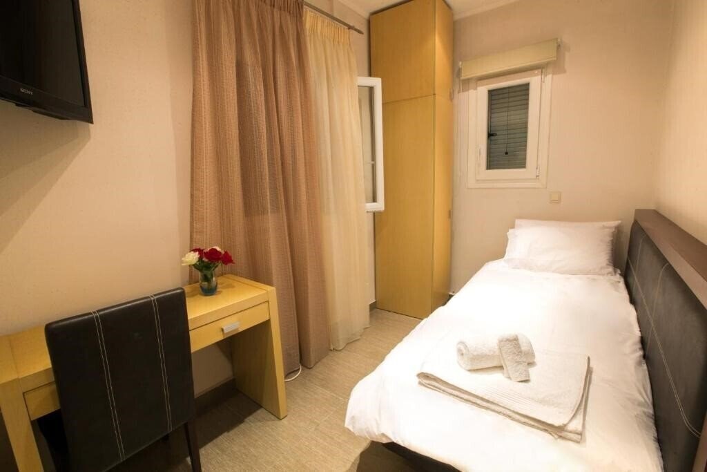 Фотографія Golden Nests Apartments 2*