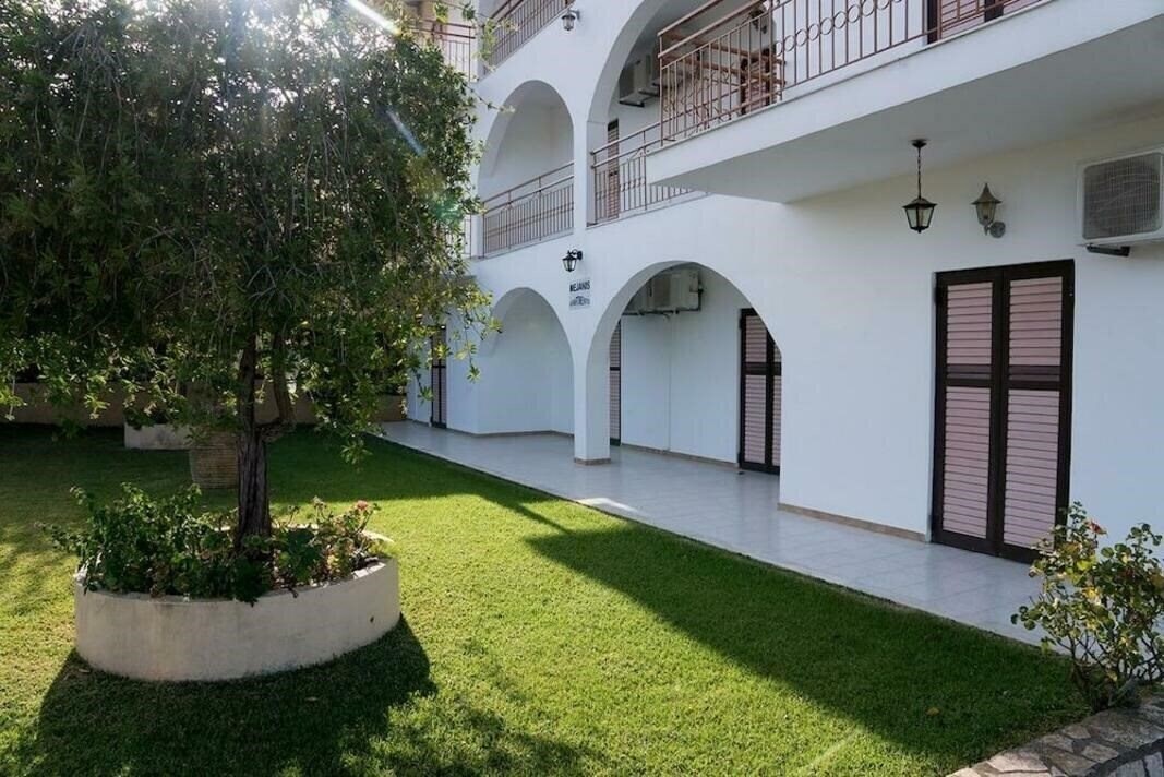 Изображение Mejanis Apartments 2*