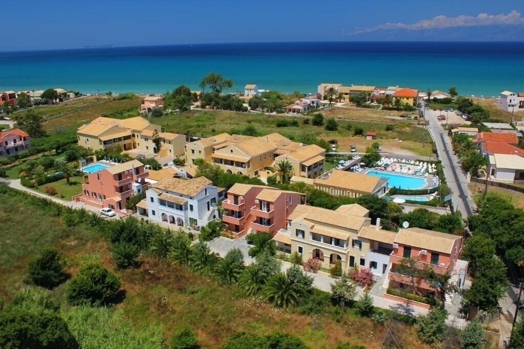 Готель Nireas Studios & Apartments 3*