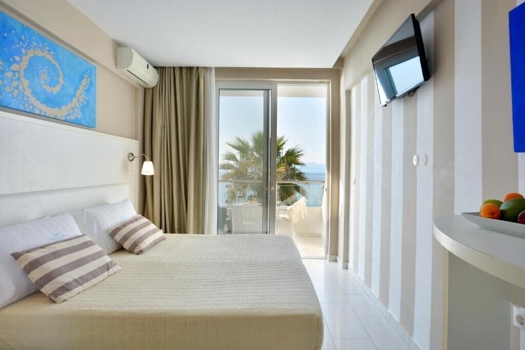 Фото Sidari Hotel 3*