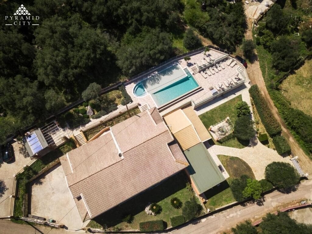 Отель Pyramid City Apartments 3*