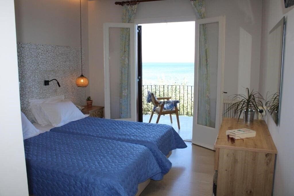 Фото Dassia Beach 3*