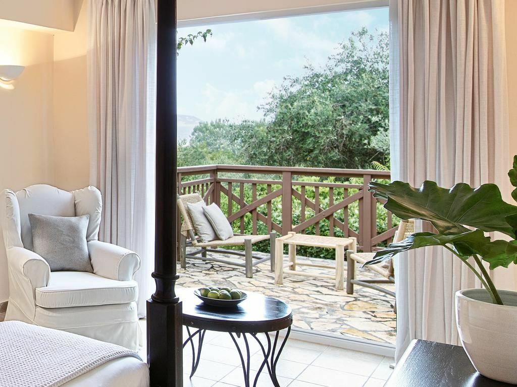 Фото Grecotel Lux.Me Daphnila Bay Dassia 4*