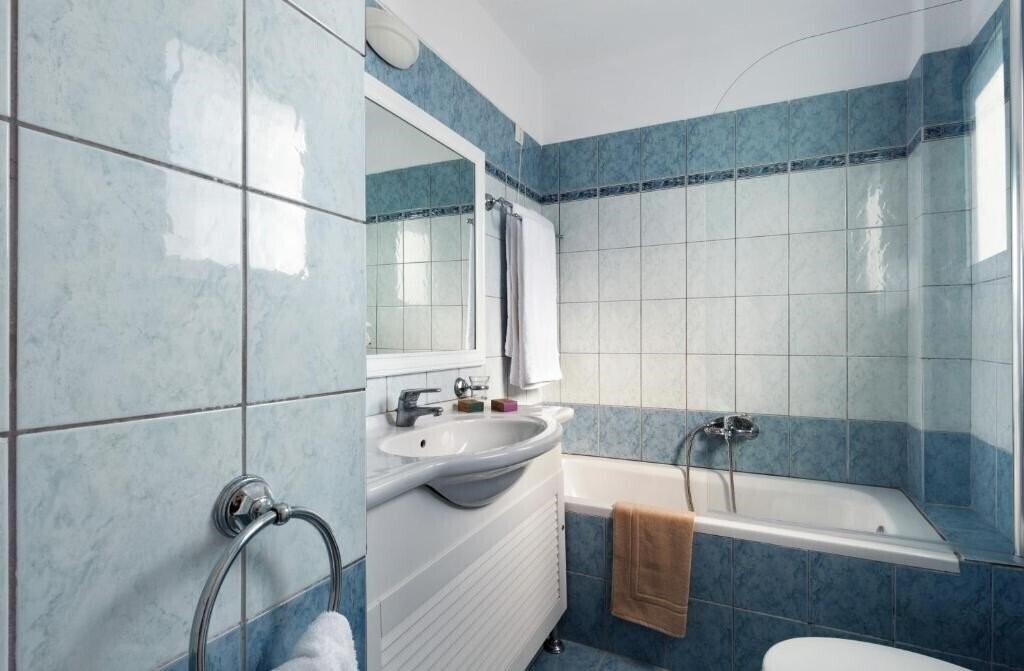 Фотография Ammoudia Maisonettes 3*