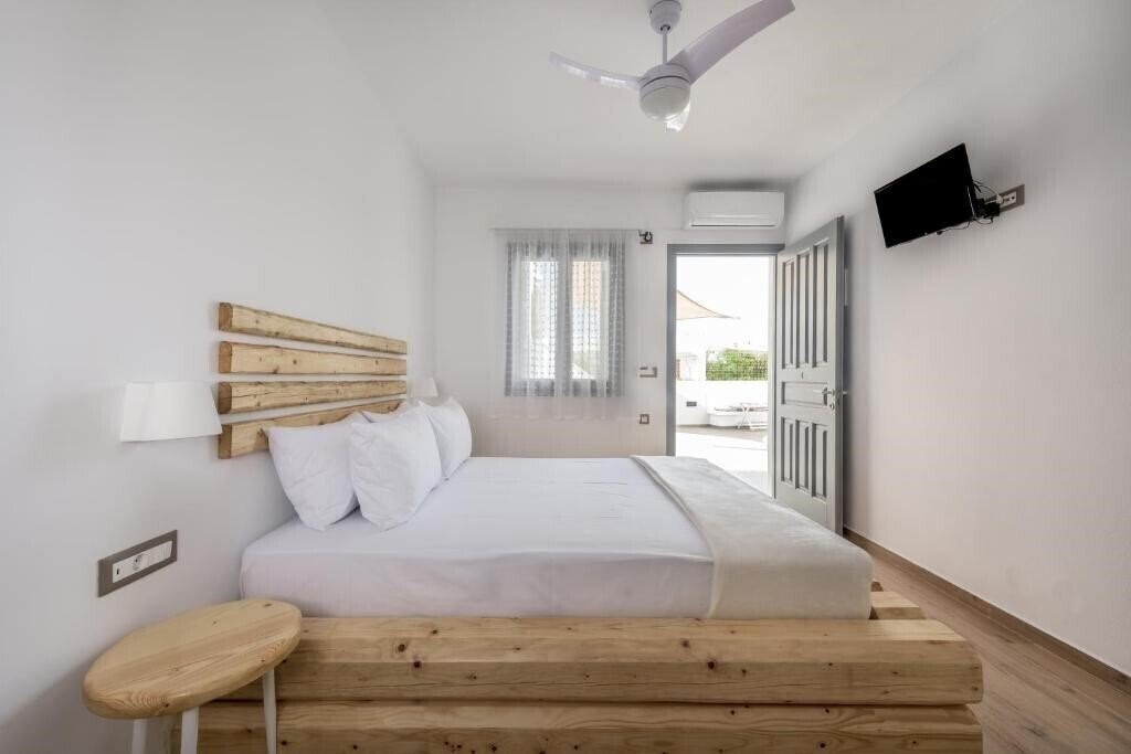 Фото Eleni Villa Almyros 4*