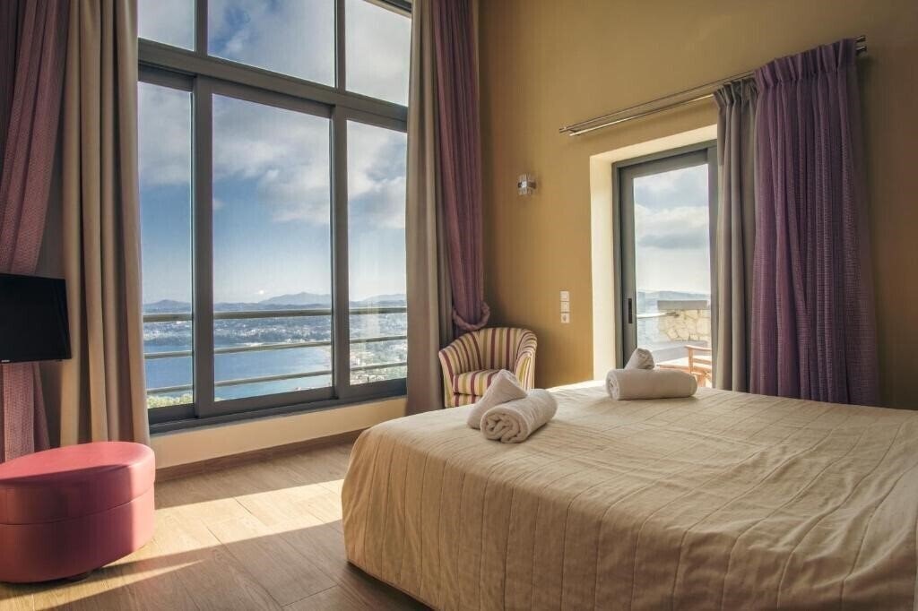 Фото Kastraki Epavlis Villa 5*