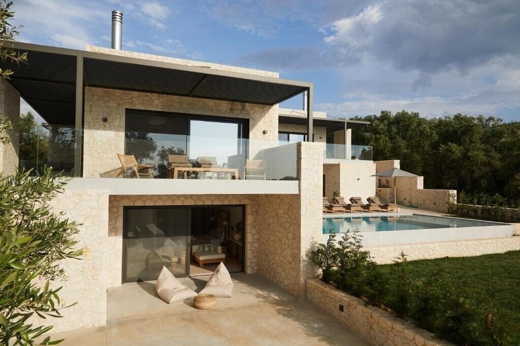 Готель Luxury Stone Villa вилла