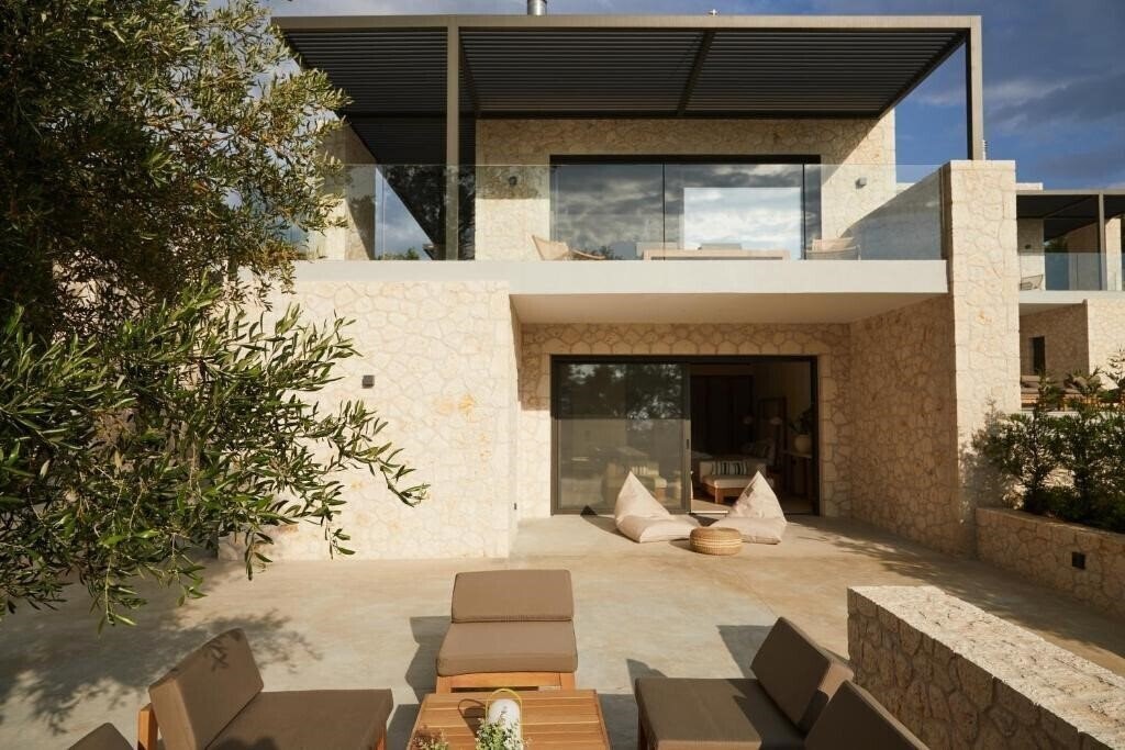 Картинка Luxury Stone Villa вилла