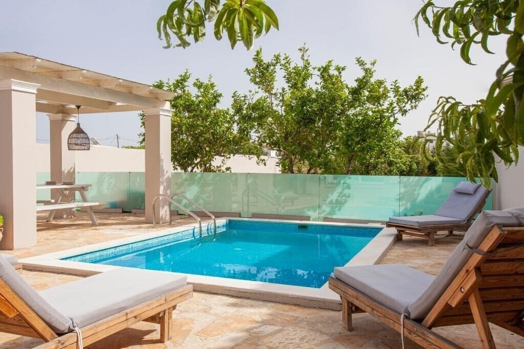 Готель Ninos Villa 3*