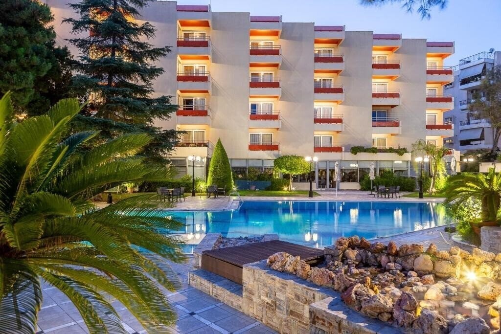 Готель Oasis Athens 4*