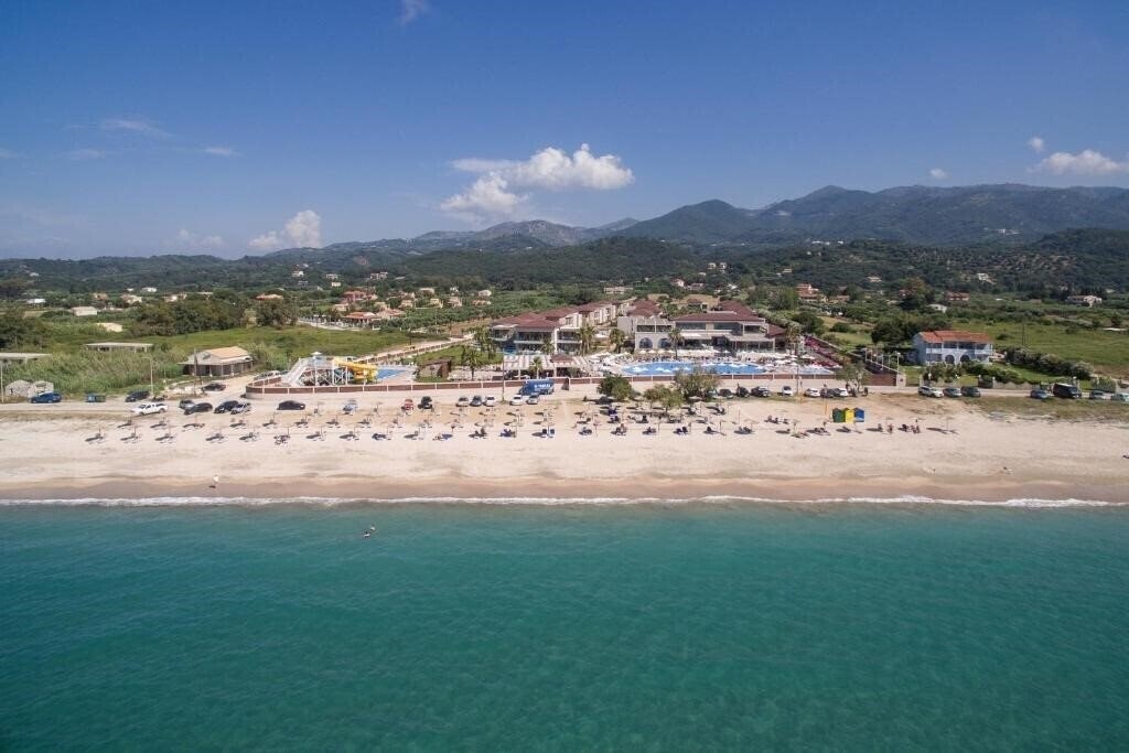 Фотографія Almyros Beach Resort & SPA 5*