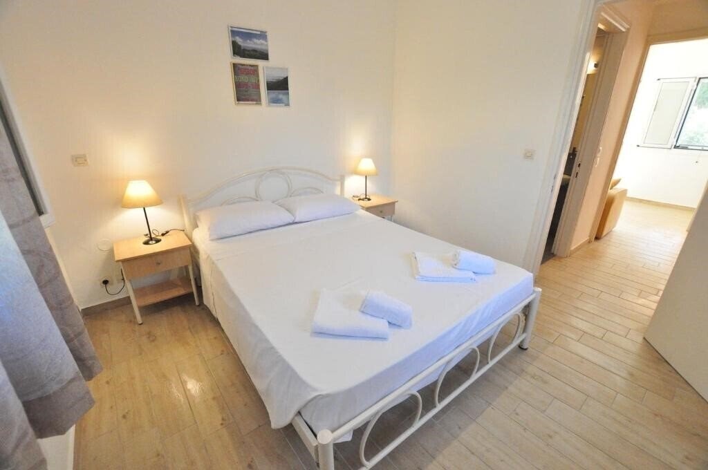 Фотография Acharavi Garden 3*