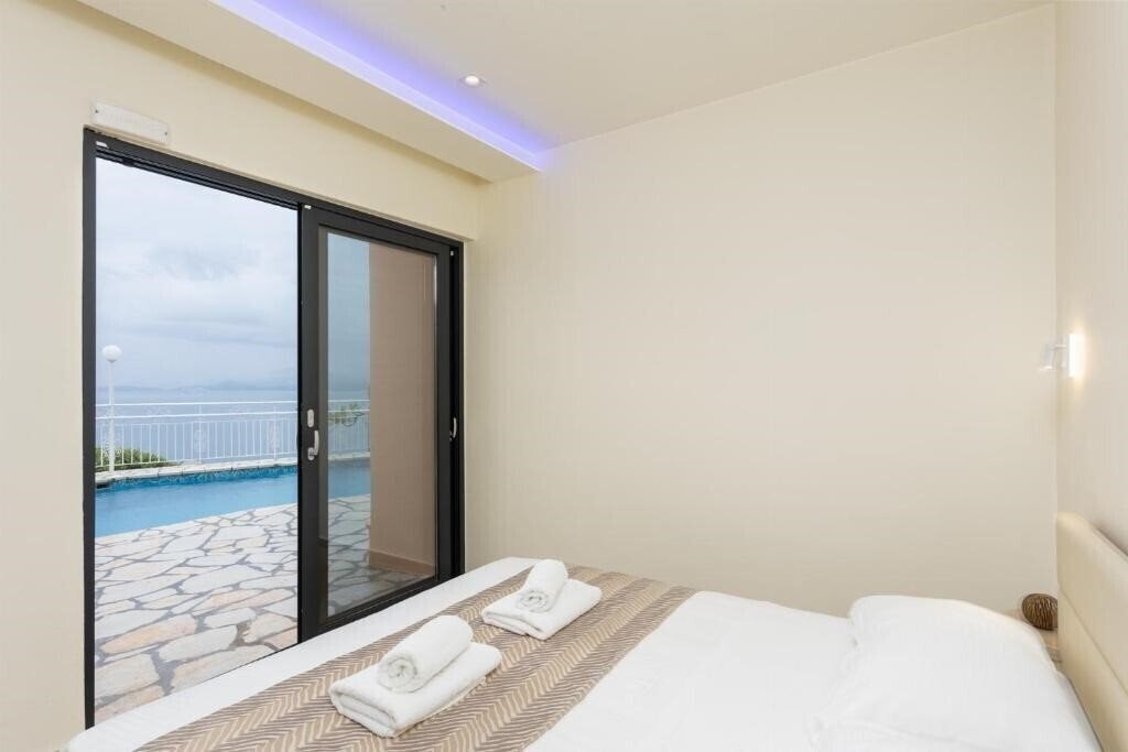 Фото Amalia Villa 3*
