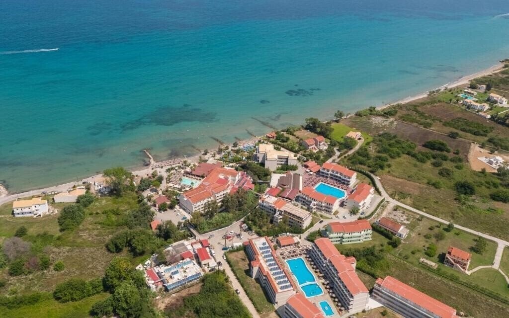 Готель Angela Beach 3*