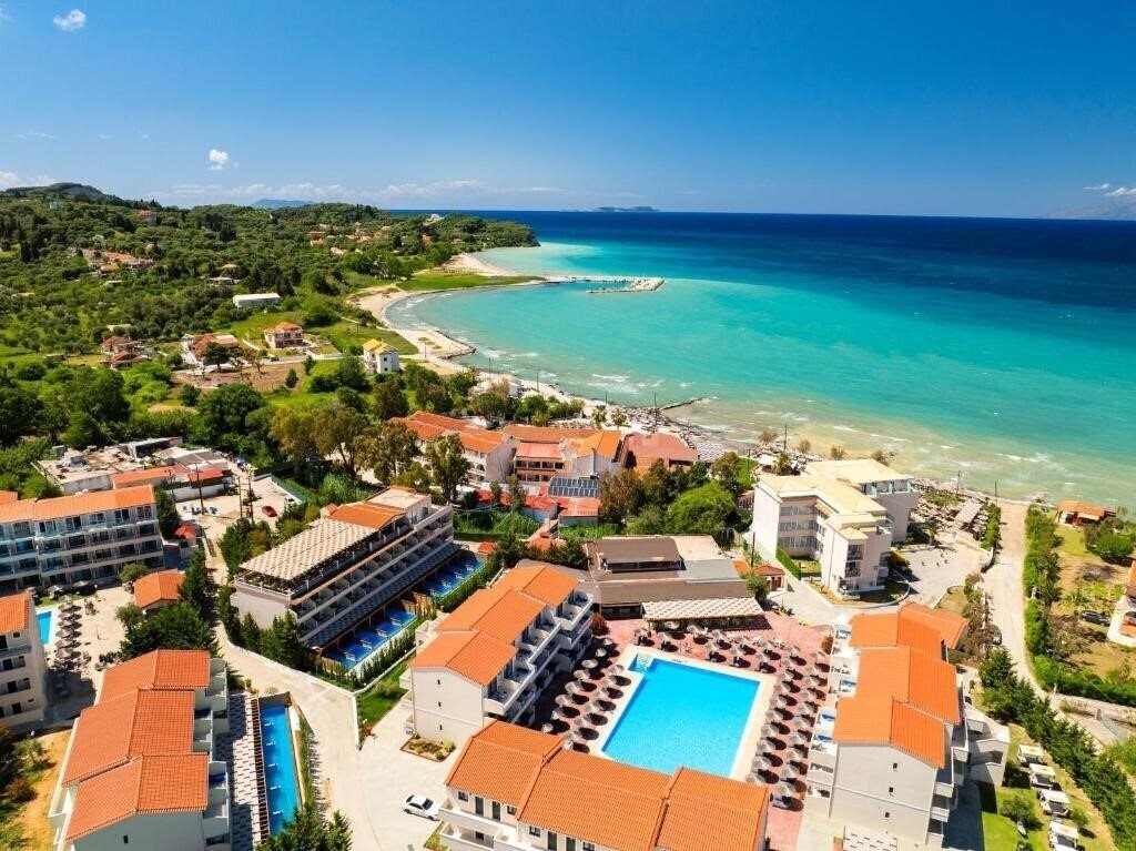 Готель Angela Beach Hotel & Apartments 3*