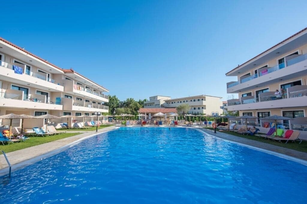 Зображення Angela Beach Hotel & Apartments 3*