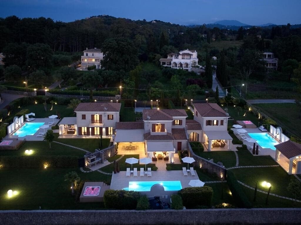 Отель S&O Villas (Daphne, Anna, Lilly) 5*