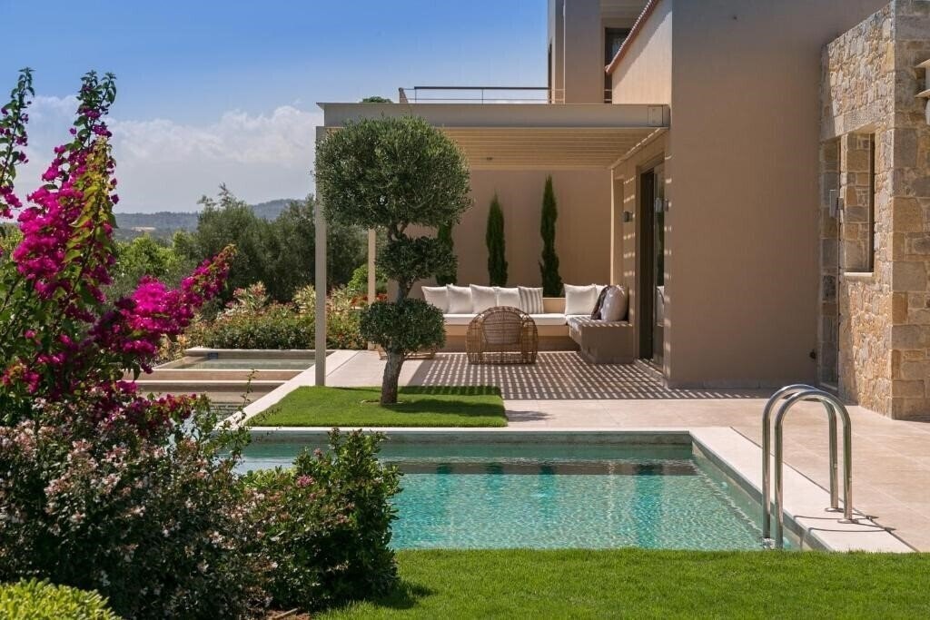 Фото Ianira Villa 4*