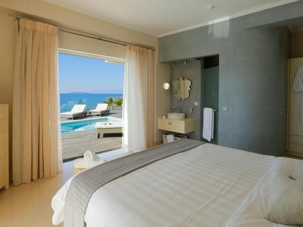 Фото Pictures Suites 4*