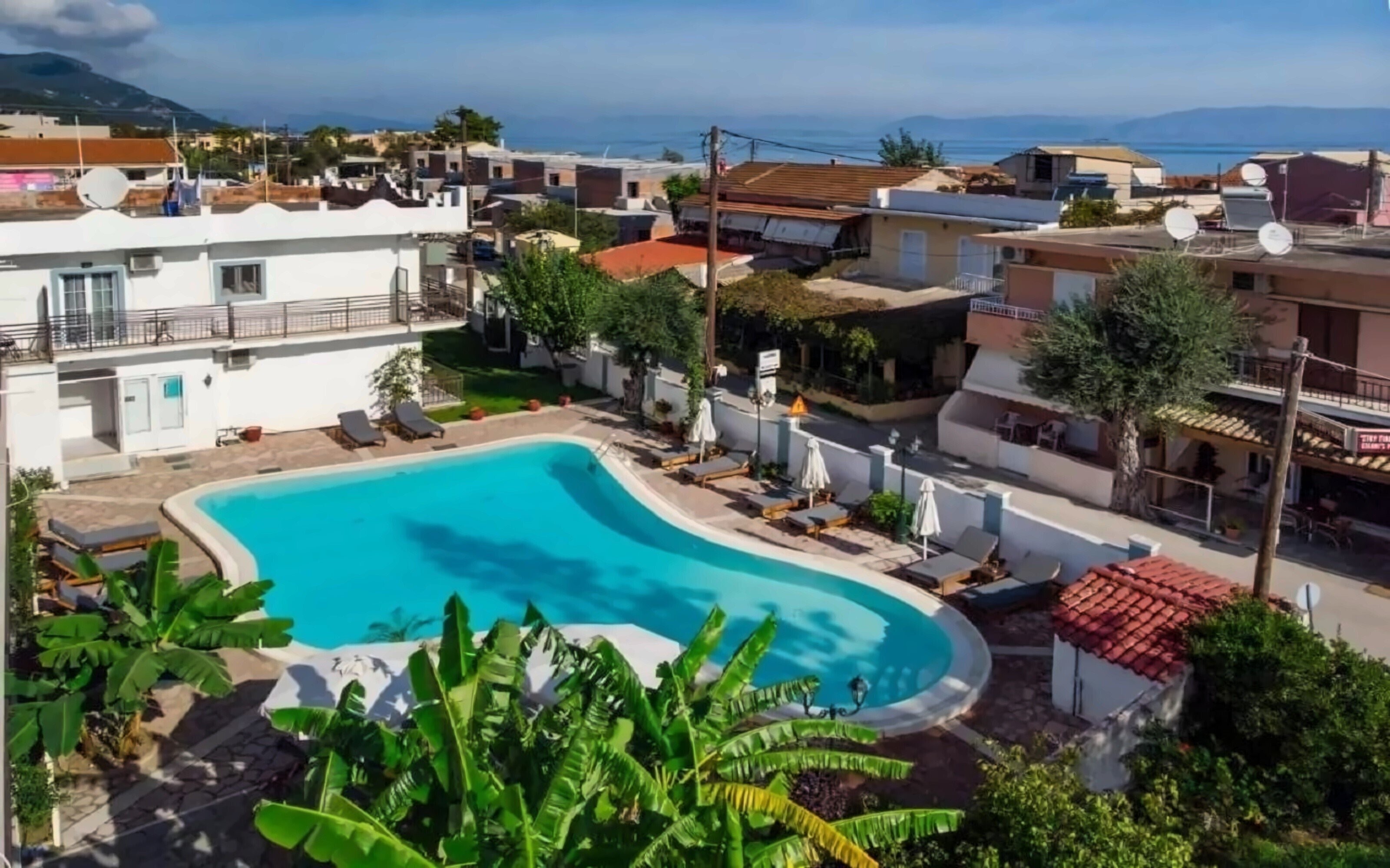 Фото Aquarius Beach Hotel Corfu 3*