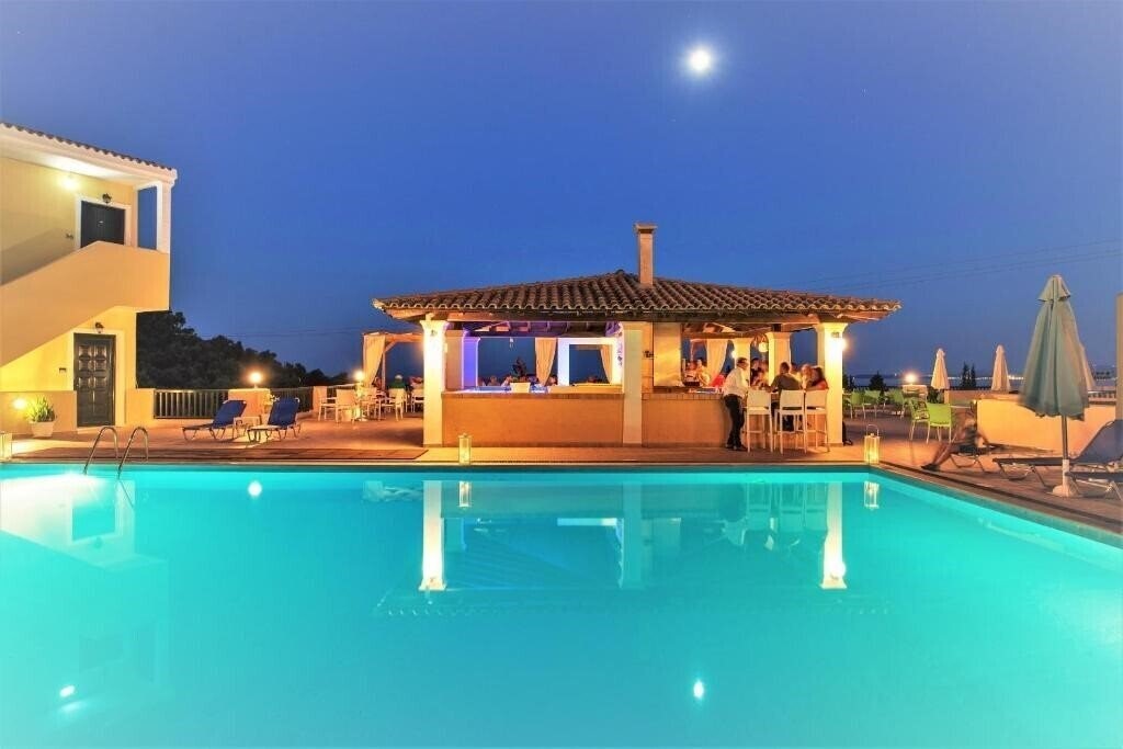 Отель Corfu Aqua Nisaki 4*