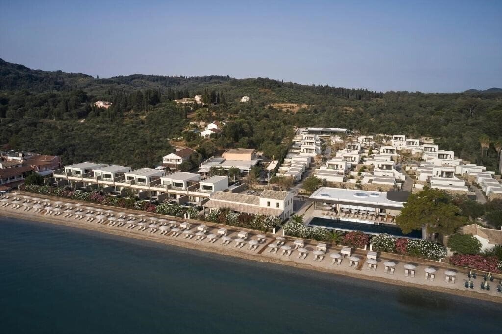 Отель The Olivar Suites 5*