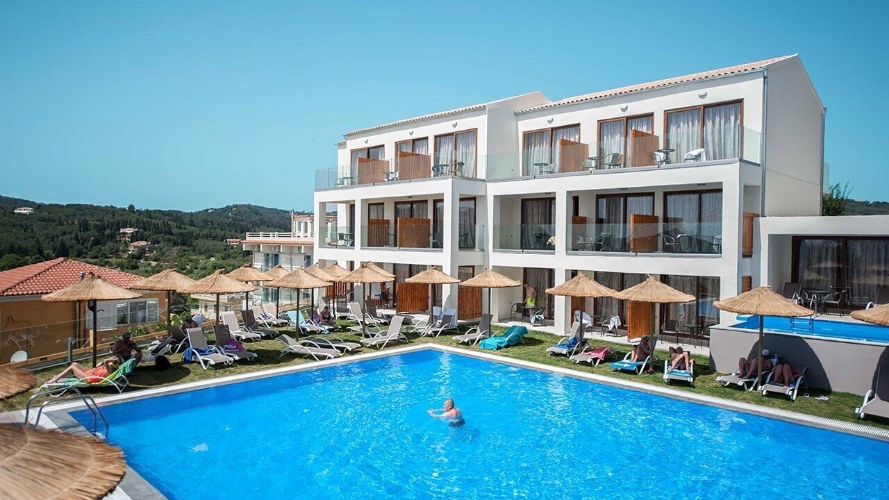 Готель Brilliant Holiday Resort 4*